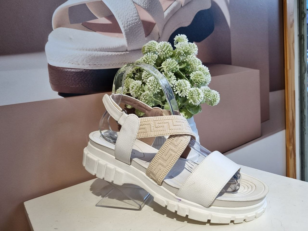 SAND.GS 9074 CANOA
